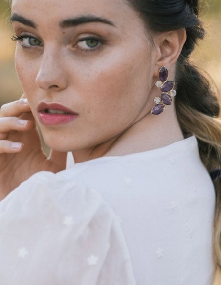 Pendientes con piedra amatista para invitada
