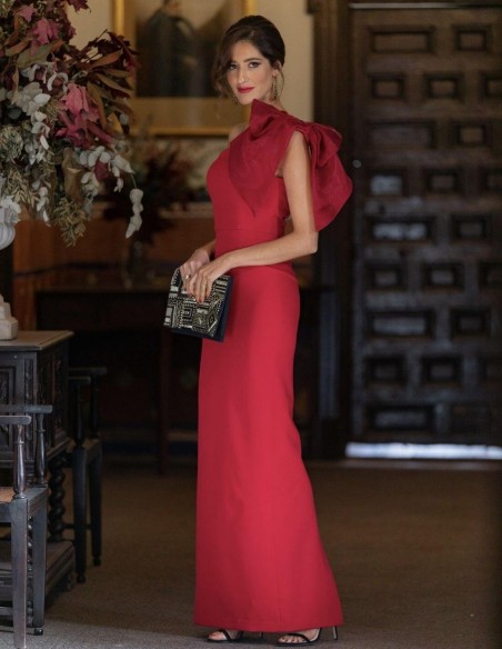 Vestido de fiesta largo asimétrico rojo con lazada de organza al hombro- INVITADA PERFECTA MIPHAI - 6 
