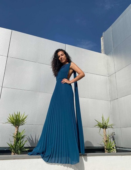 Long pleated party dress with cape sleeves