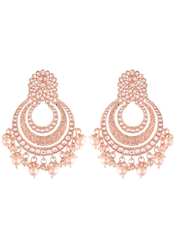Lacquered party earrings inlaid with zircons and pearls.