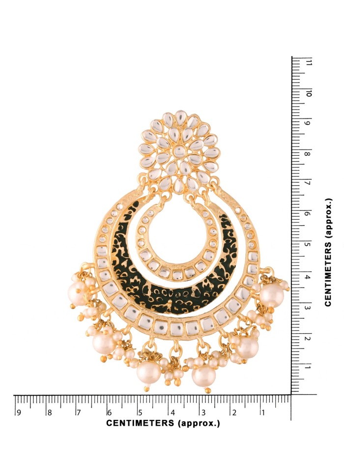 Lacquered party earrings inlaid with zircons...