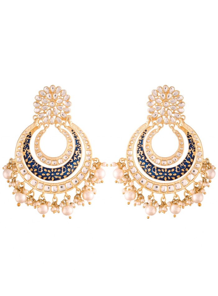 Lacquered party earrings inlaid with zircons...