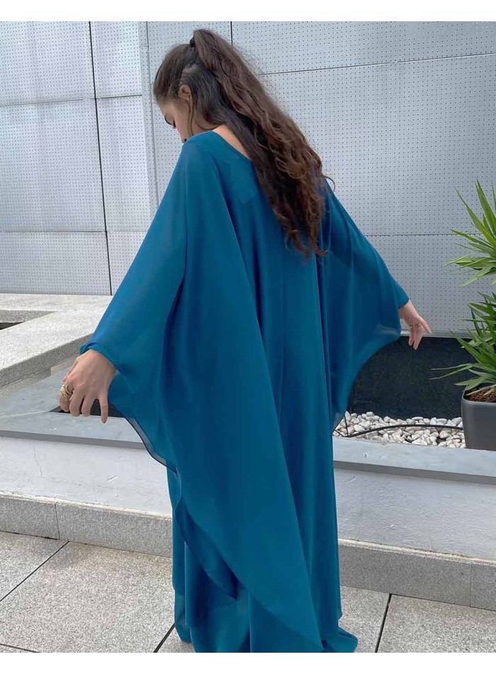 Multiposition chiffon guest cape
