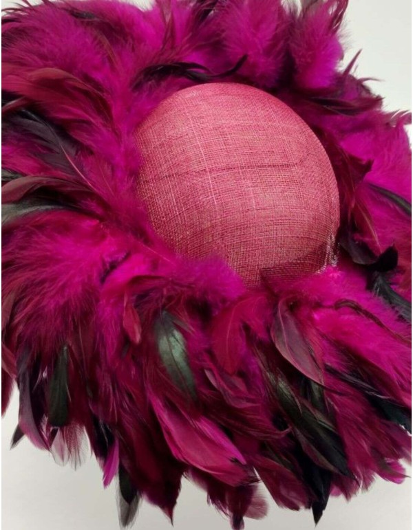 Headdress with rooster feathers