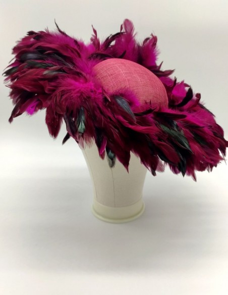 Headdress with rooster feathers