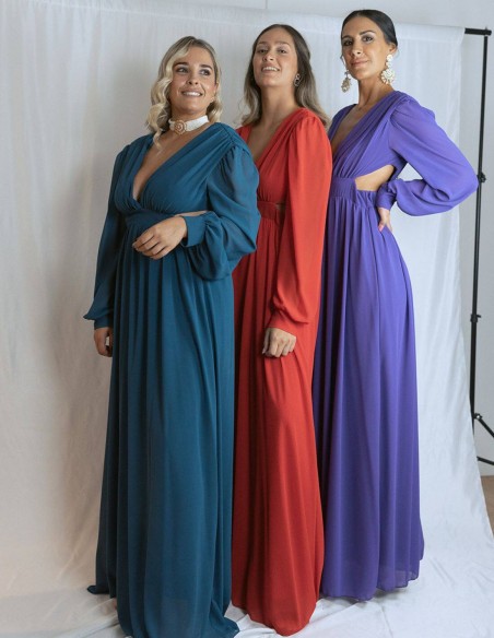 Vestido de fiesta largo con aperturas en la cintura