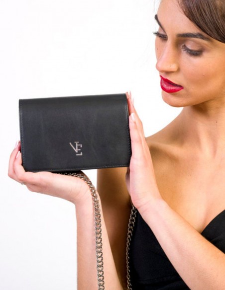 Mini metallic party bag with a long metal chain