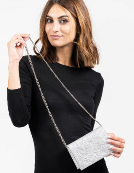 Mini metallic party bag with a long metal chain