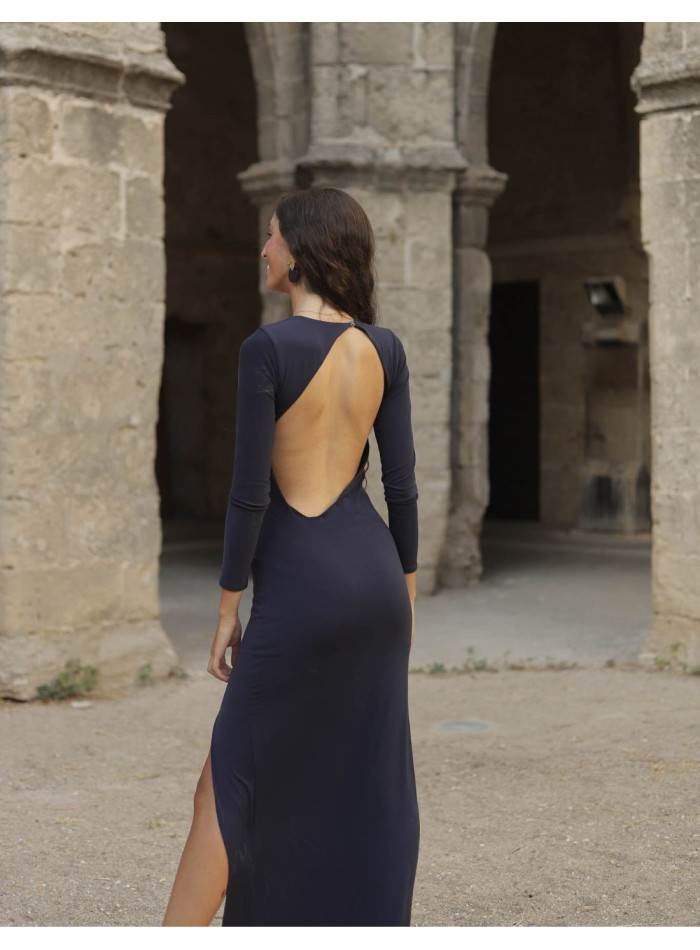Long party dress with open back and side slit