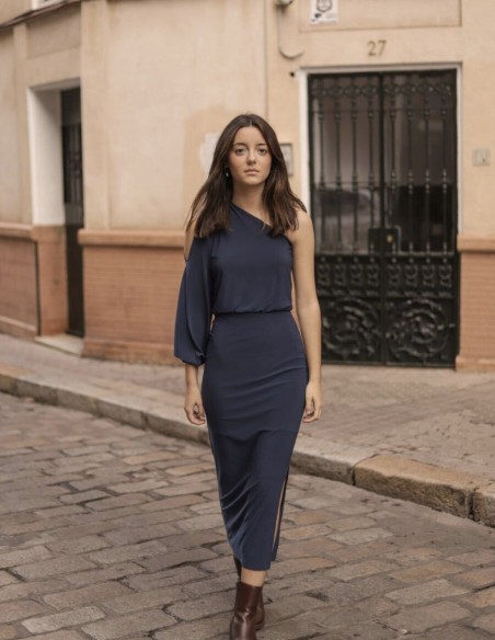 Midi party dress with side slit and cut out sleeves