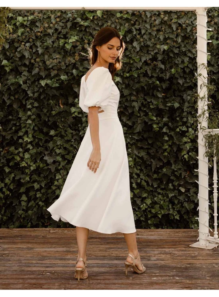 Midi wedding dress with lantern sleeves by Miphai