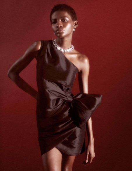 Short party dress with asymmetrical neckline and maxi bow