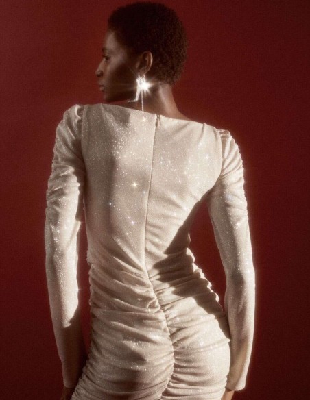 Vestido corto de fiesta drapeado en tejido brillante