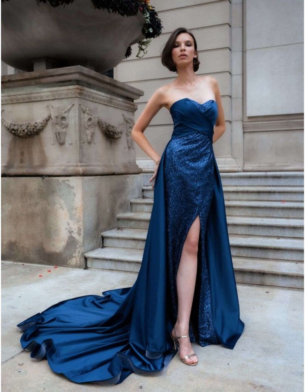 Long party dress with a sweetheart cross neckline and glitter 2