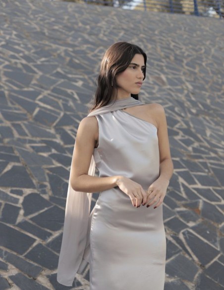 Multi-position silver fine gauze scarf