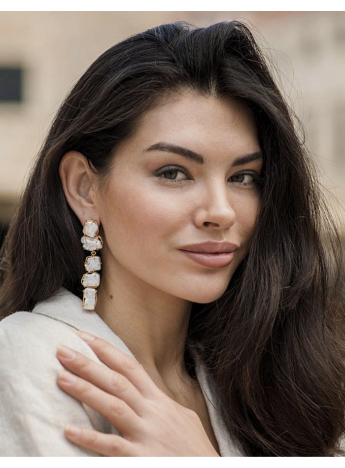 Long party earrings with natural beige stones
