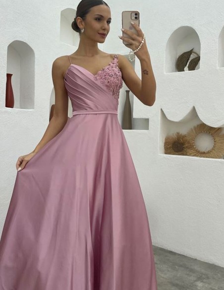 Vestido midi de fiesta con escote corazón y bordados rosa