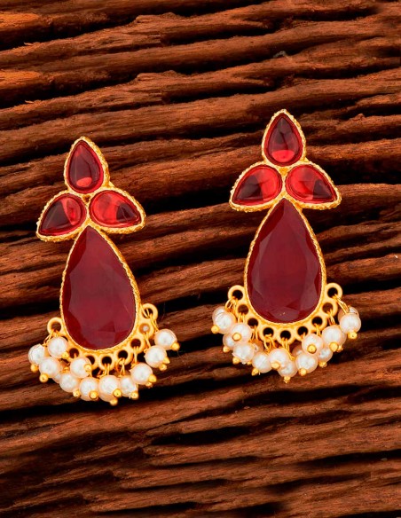 Earrings with natural stones and pearls