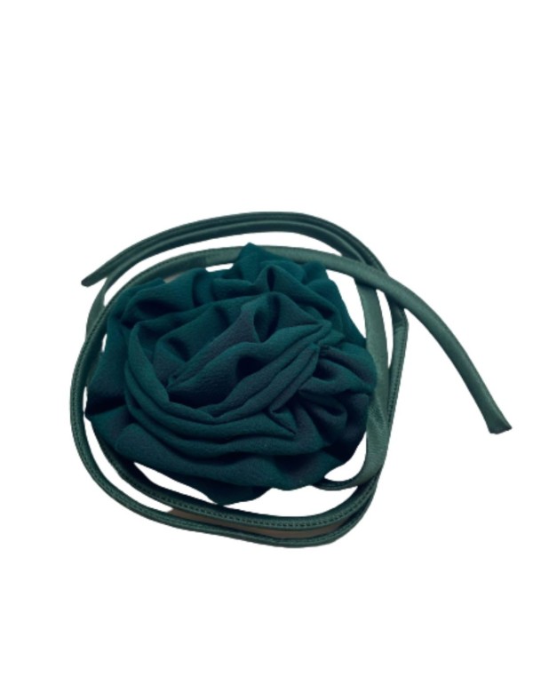 Gargantilla de fiesta verde botella con adorno flor y...