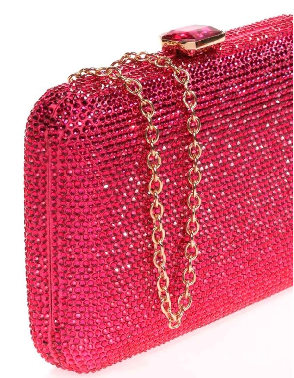 Bolso de fiesta realizado en cristal para invitadas