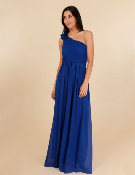 Evening dress with asymmetrical neckline