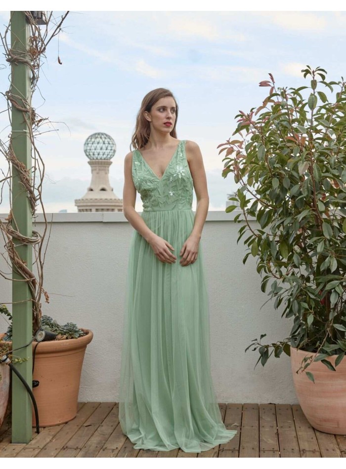 Robe longue de fête avec décolleté en V et jupe...