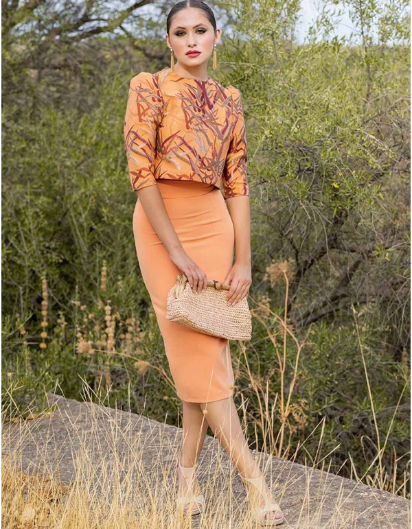 Conjunto de fiesta de top estampado y falda tubo