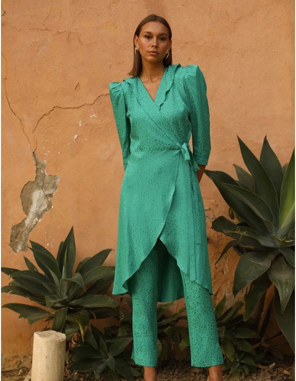 Set crossover blouse and trousers in jacquard green