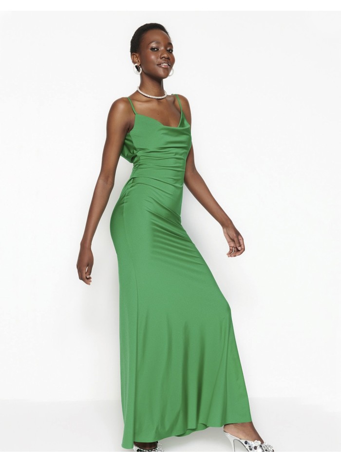 Vestido de fiesta largo satinado con espalda...