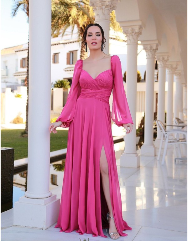 Robe longue de fête avec encolure plissée