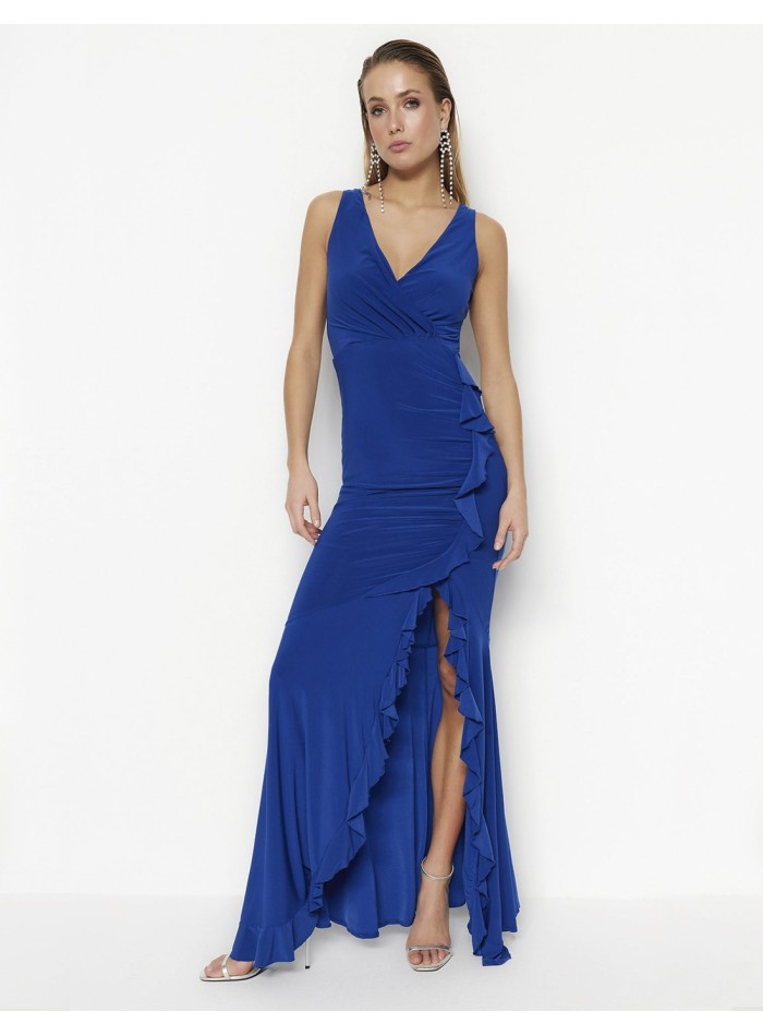 Stretch evening dress with ruffled and slit