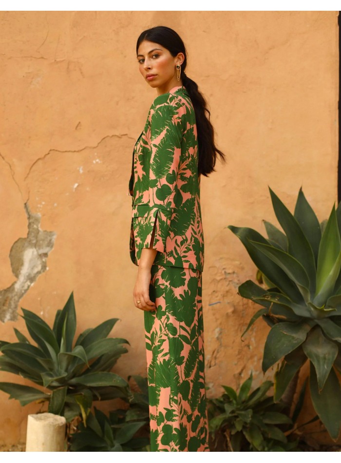 Printed suit jacket with plunging neckline by Meryfor