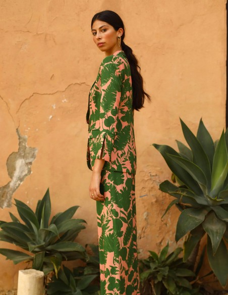 Printed suit jacket with plunging neckline by Meryfor