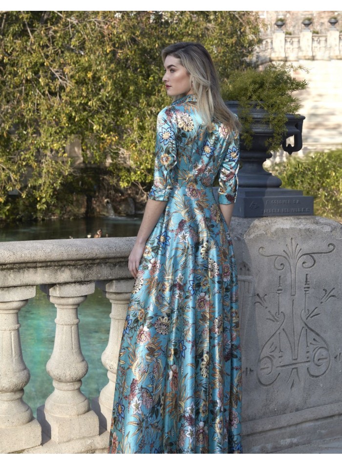 Robe longue satinée à imprimé floral