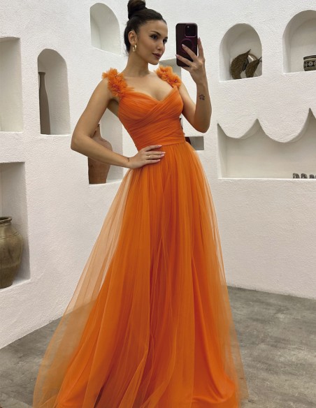 Robe de soirée longue en tulle avec bretelles florales