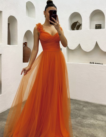 Vestido de fiesta largo de tul con tirantes de flores