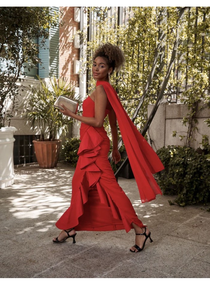 Robe longue de fête avec encolure cache-coeur...