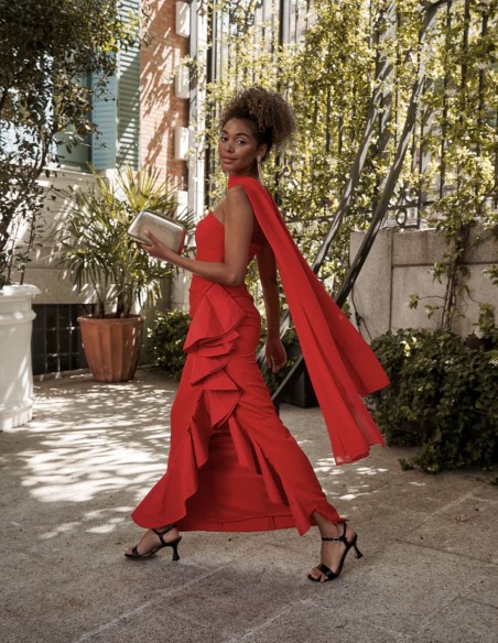 Robe longue de fête avec encolure cache-coeur et volant latéral