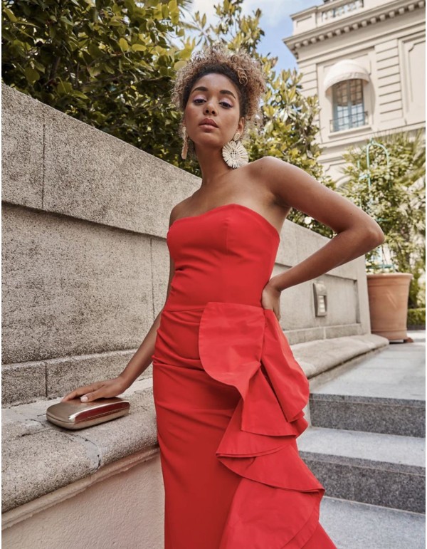 Robe longue de fête avec encolure cache-coeur et volant...