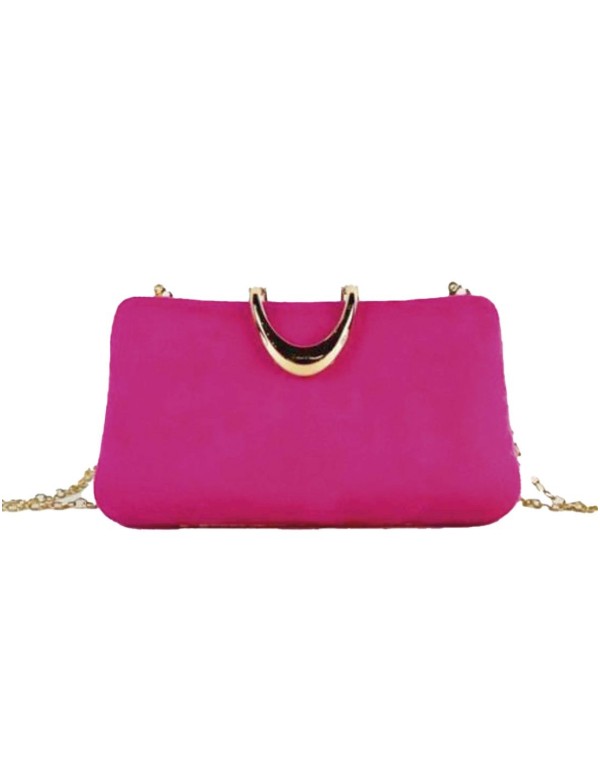 Bolso de fiesta rectangular de antelina en color fucsia con cierre dorado metalizado.