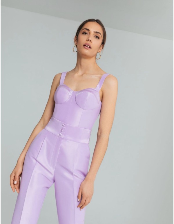 Pantalon à pinces lilas avec ceinture boutonnières 2