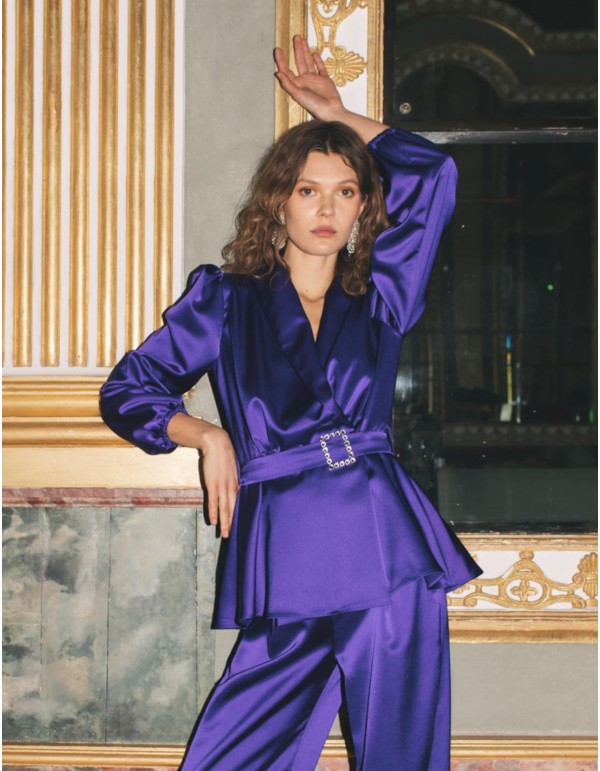 Blazer double boutonnage en satin avec Ceinture bijou