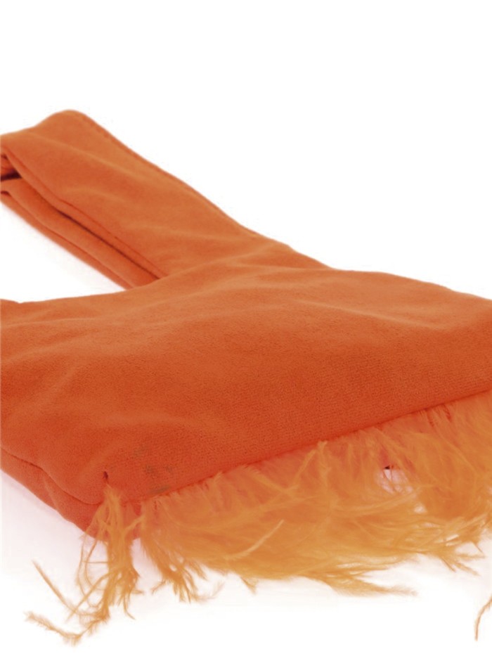 Bolso de mano japonés de antelina con plumas