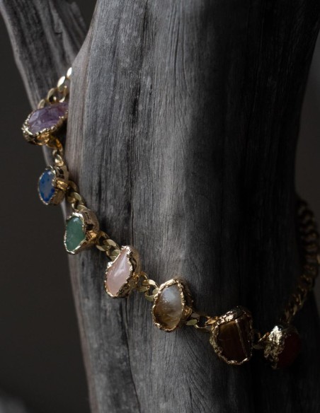 Multicoloured natural stone and quartz choker