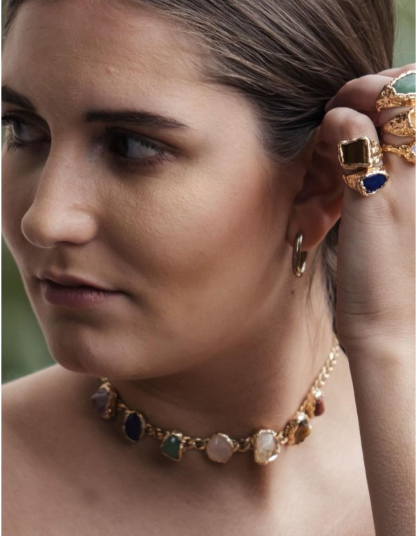 Multicoloured natural stone and quartz choker 2