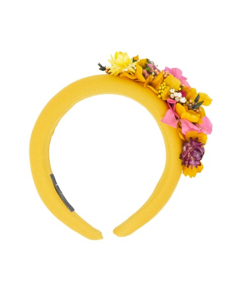 Quilted guest headband with preserved flowers in vivid tones