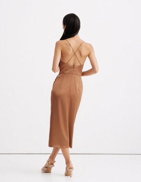 Vestido de fiesta lencero con tirantes