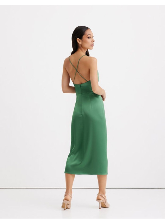 Vestido de fiesta lencero con tirantes