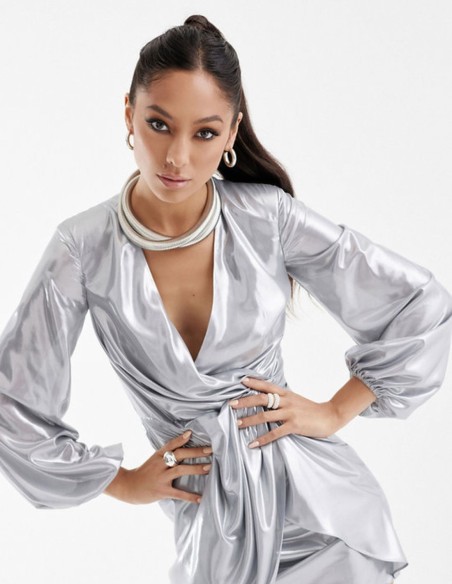 Long sleeved flowing mini dress with neckline