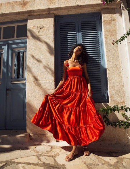 Robe longue de fête avec bretelles perlées